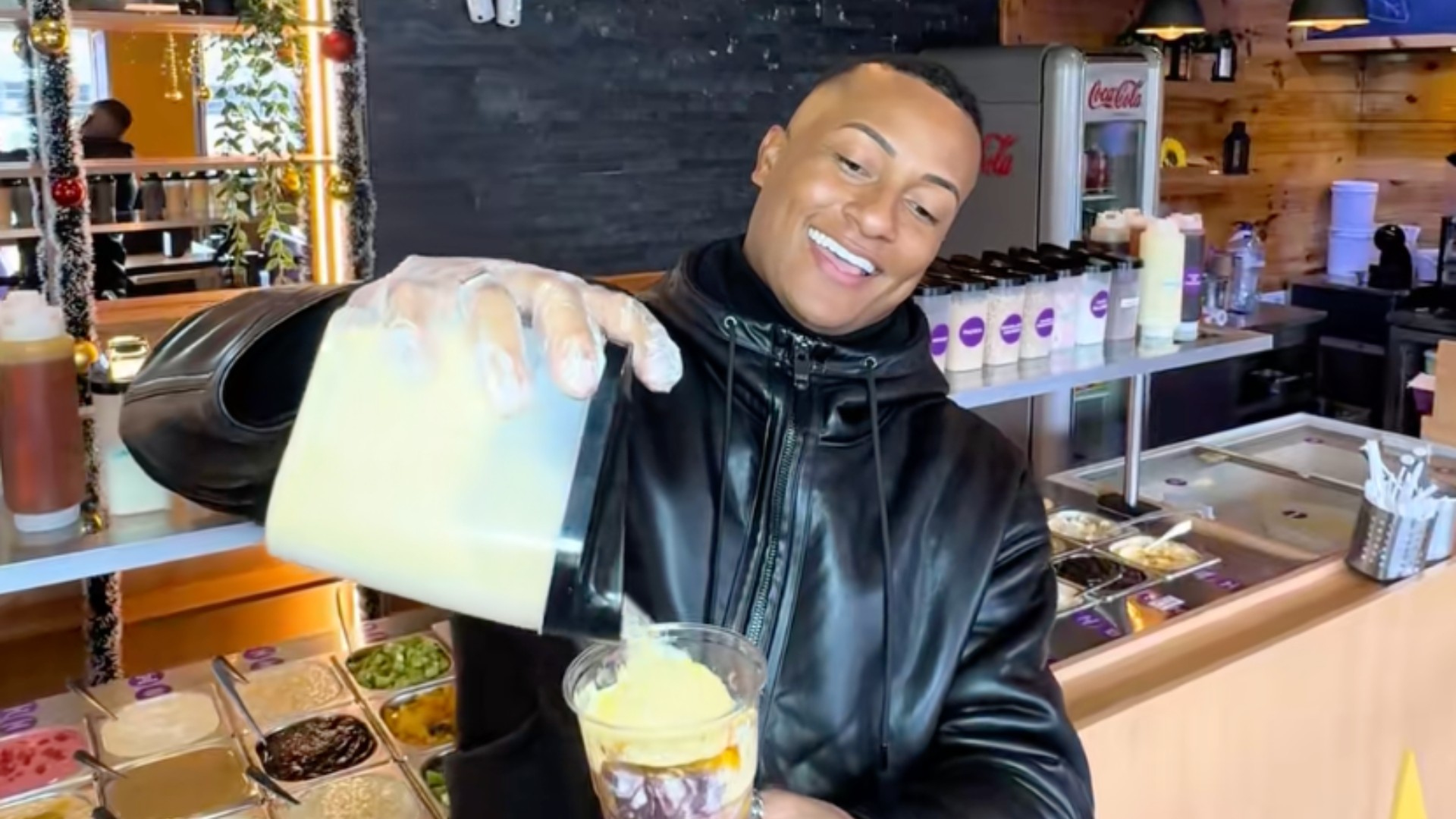 Descubra o Point X Açaí em Queluz